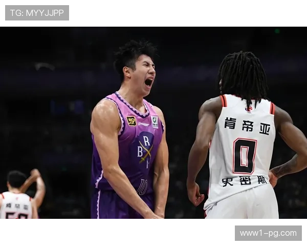 邹雨宸内线防守强硬 北控禁区保护关键人物