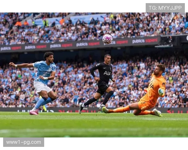 热刺两球落后追平曼城，西蒙斯关键传球揭示中场组织新思路